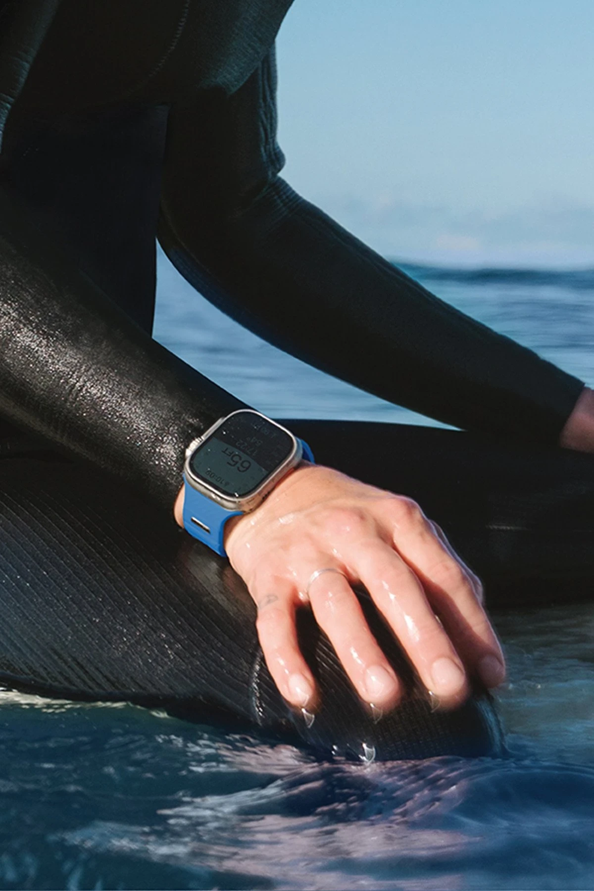 Uniq Watch Ultra 49mm Stride FKM Silikon Kordon - Siyah - Görsel 5